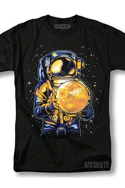 kai22 Astronaut Holding Moon Shirt Space Galaxy Cool Gift Graphic T-Shirt