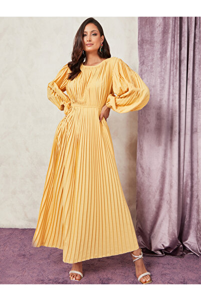 Styli Long Volume Sleeves All Over Pleated A-Line Maxi Dress