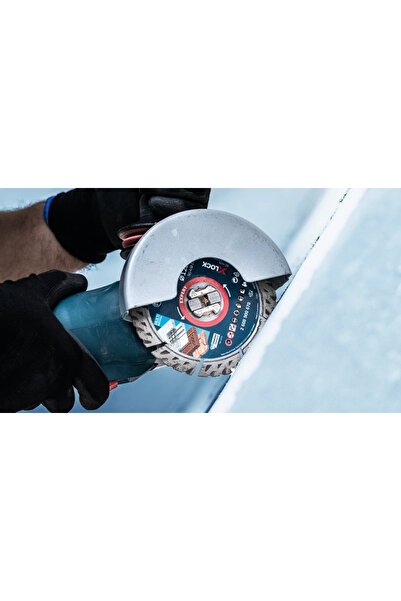 Bosch Disc diamantat EXPERT MultiMaterial 115x2,4x22,23 mm X-LOCK