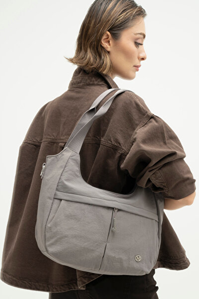 Matthew Cox Women's Shoulder Bag Gray Byn2538