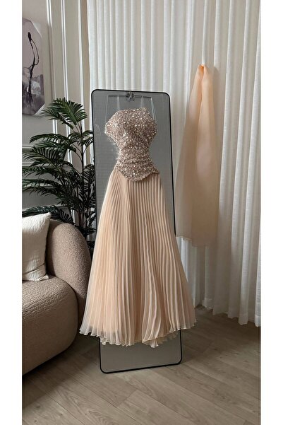 Dubai High-End Evening Dress with Fashionable Design