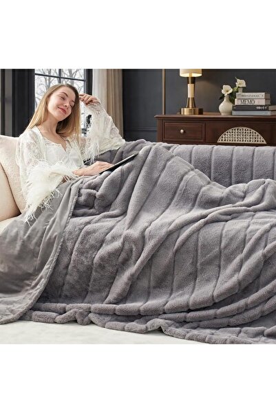 Cozy Bliss Faux Fur Throw Blanket for Couch, Cozy Soft Plush Thick Winter Bla...