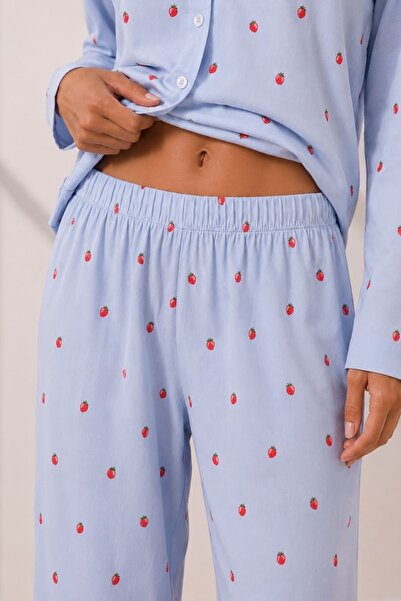 BELLA NOTTE Viskon Dokuma Mavi Çilek Desenli Uzun Kollu Pijama Takımı