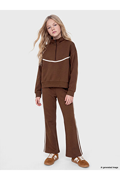 LC Waikiki Esvab • Modern & Distinctive Stand Collar Girls' Soft Touch Tracks...