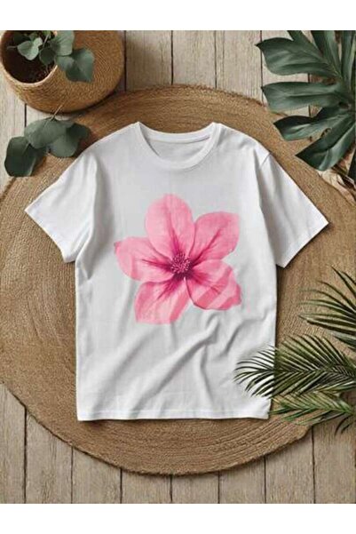 29CUN Women's Pink Hibiscus Print Fashionable T-Shirt With A Vibrant Floral D...
