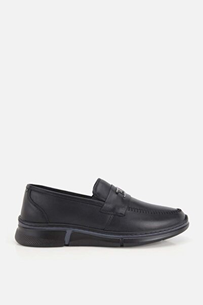 Yaya by Hotiç Erkek Siyah Deri Metal Tokalı Klasik Loafer