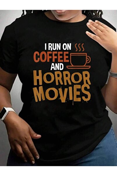 2BIR تي شيرت I Run On And Horror Movies Coffee Halloween Black Graphic T-Shirts