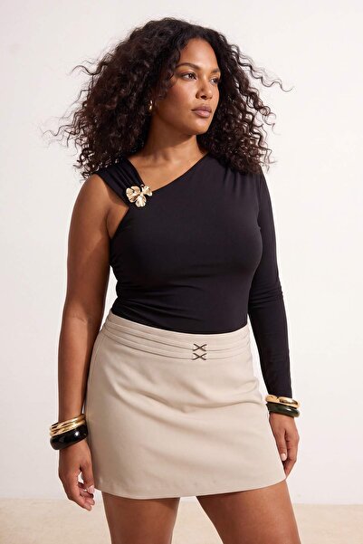 Trendyol Curve Black Sandy Sleeveless Accessory Detailed Plus Size Body Tbbss...