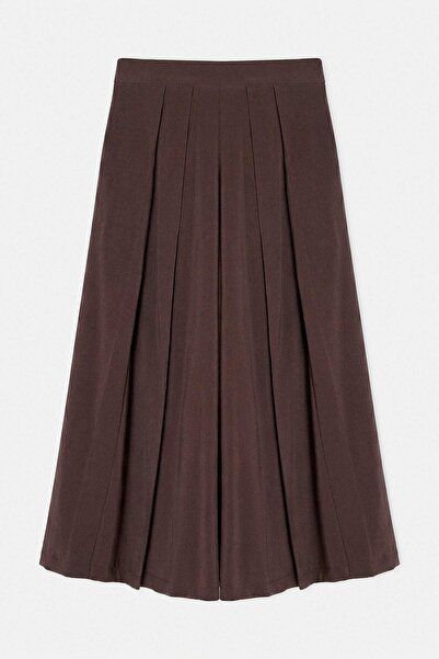 Drop by TrendyolMilla بنطلون بني بخصر مطاطي وطيات وسحاب TDRSS26PL00046