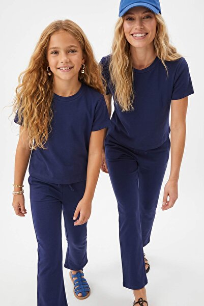 TRENDYOLKIDS Lacivert Pamuklu Düz Esnek Tshirt ve Flare/İspanyol Paça Taytlı ...