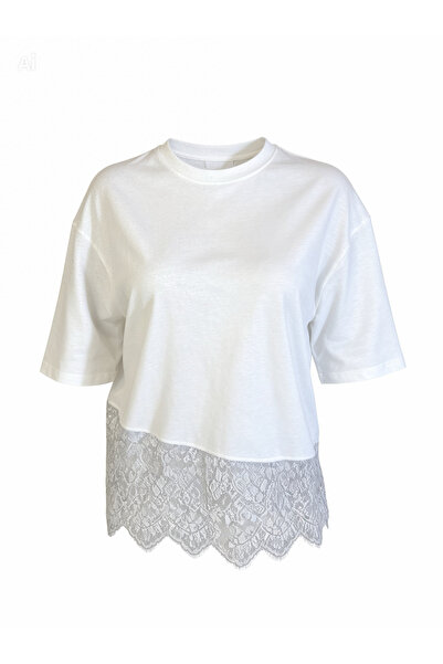 Serpirella Butik Μπλουζάκι με ασύμμετρη λεπτομέρεια δαντέλας