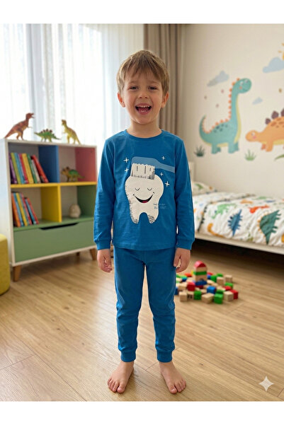 elmas kids طقم بيجامة للأولاد بأكمام طويلة بنمط فرشاة أسنان باللون الأزرق مصن...