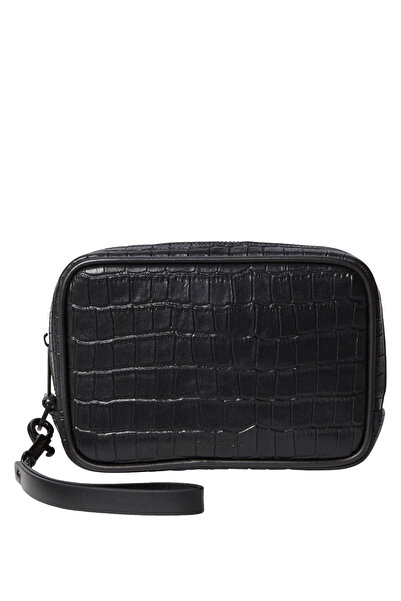 Calvin Klein Siyah Erkek Deri Traş Çantası CROC EMBOSSED WASHBAG W/ HANDLE
