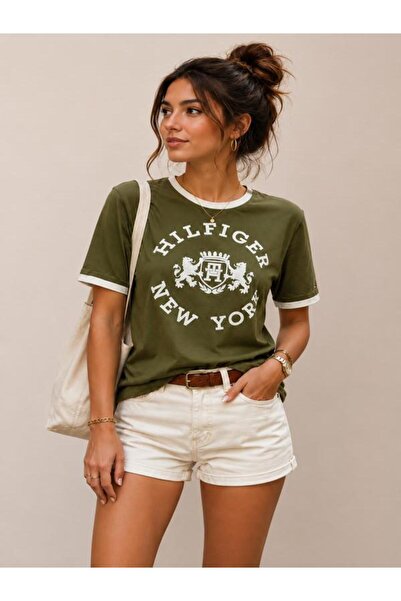 Tommy Hilfiger تي شيرت بشعار كولوتيك كوتون نيو سيزون للنساء