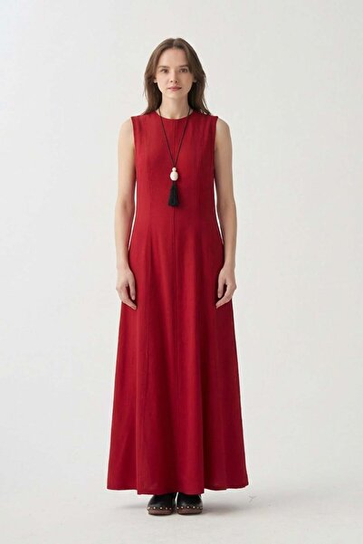 ALLDAY Burgundy cup detail fitted dress
