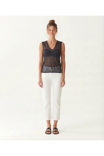 Yargıcı Regular V-Neck Sleeveless Sweater