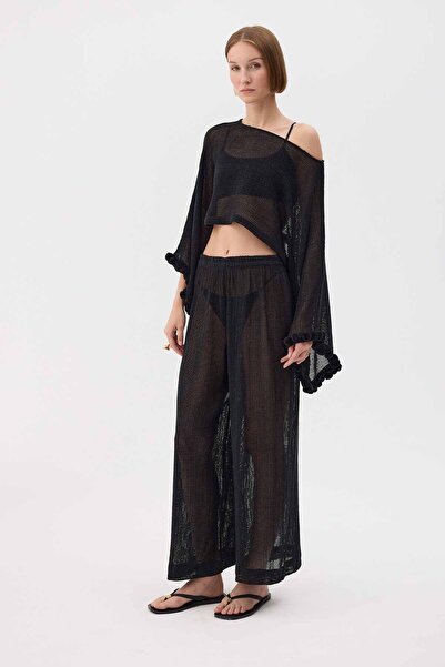 Butik Suat Siyah Kroşe Bluz