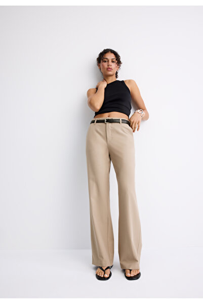 Stradivarius Kemerli ve dökümlü straight fit kumaş pantolon