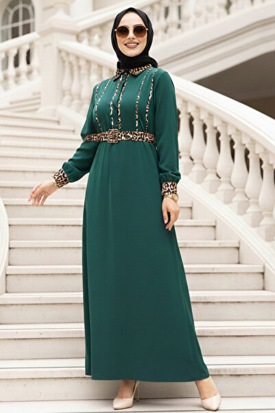 N.S NEVA STYLE Leopar Detaylı Zümrüt Yeşili Tesettür Elbise 10246ZY