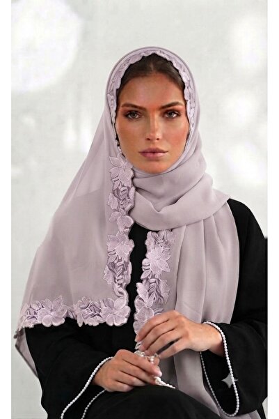 Veil Designer Pual Muf's Rose Embroidery Applique on Three Sides of the Appli...