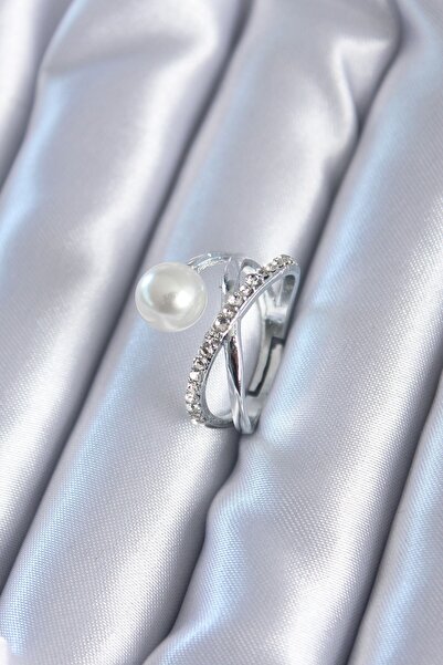 Inure Jewelry خاتم نسائي فضي اللون مرصع بأحجار الزركون واللؤلؤ