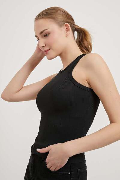 Arma Life Ribbed Flexible Halter Body