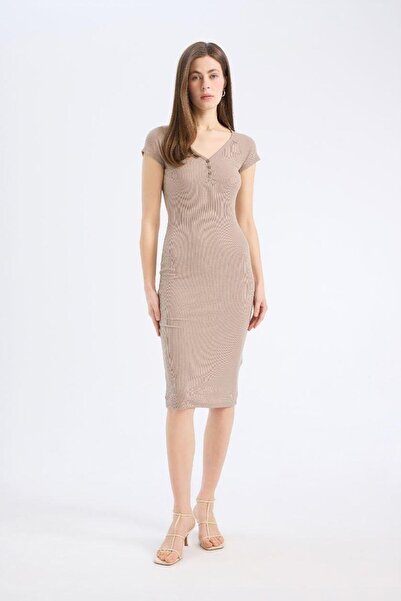 DeFacto Bodycon Body-Hugging V-Neck Ribbed Camisole Short Sleeve Midi Dress (...