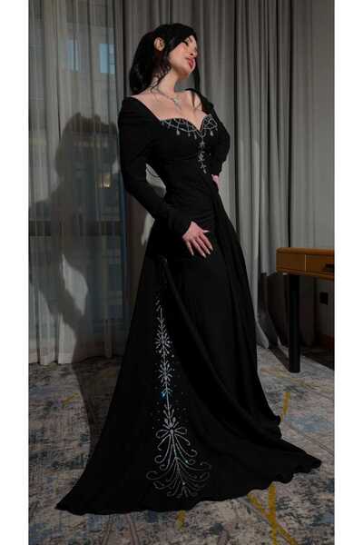 NALA FASHION فستان سهرة طويل باللون الأسود العميق