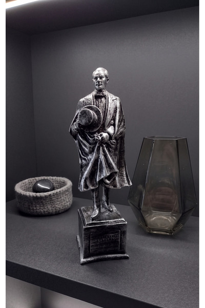 Decostonebiga Dekoratif Atatürk Pelerinli Biblo