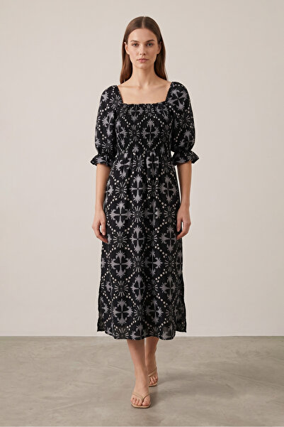 LAbute Square Neck Ribbed Detailed Slit Viscose Midi Dress