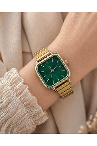 Weluxa Elegant Women's Wristwatch with Stylish Design and Gift Box