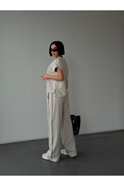 Butik Basic Casual T-Shirt & Pants Set with Stripe Details