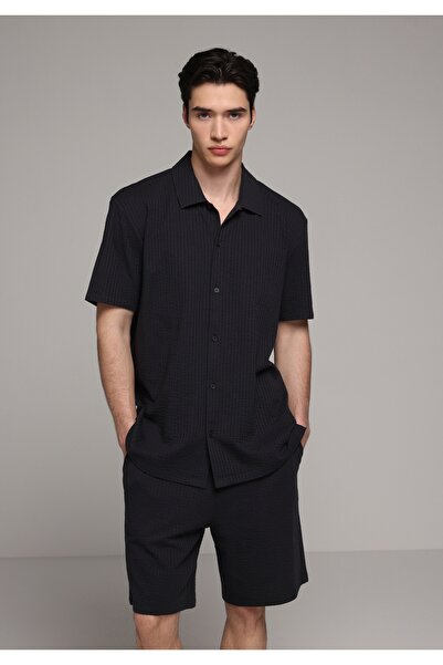 Colin's Regular Fit Mid Waist Plain Men's Navy Blue Shorts
