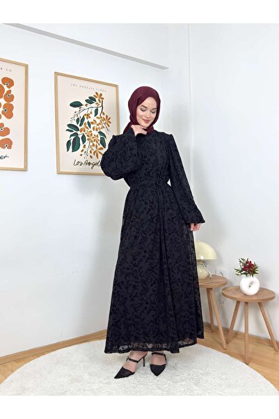 ARZU SEMA فستان فيوك بأكمام بالون وتفاصيل مخملية