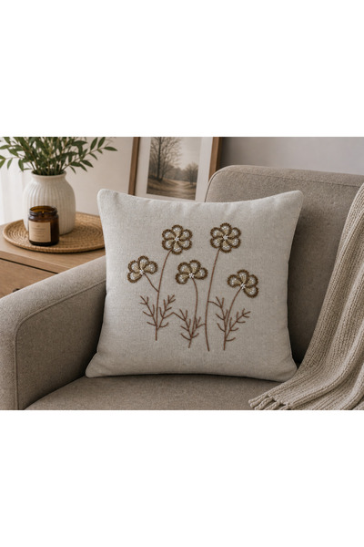 Livera Home Modern Pullu, Taşlı & Punch Nakışlı Kırlent Kılıfı (43x43)
