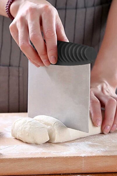 Bucuks Metal Dough Scraper