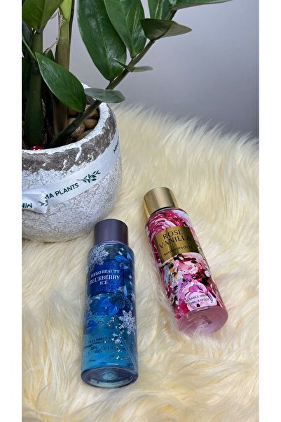 fragrance مجموعة معطرات الجسمFragrance Spray برائحه التوت الازرق والورد مع ال...