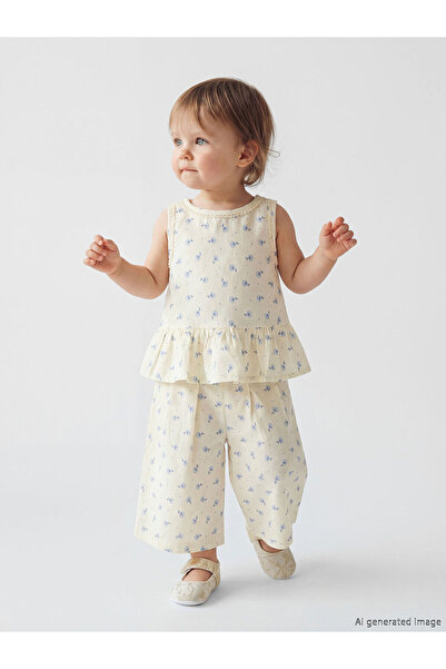 LC Waikiki Trendlucky Floral Baby Girl Blouse and Pants with Difference
