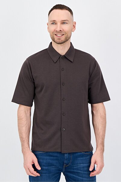 Aeropostale Men Regular Fit Short Sleeve Plain Casual Shirt, Brown