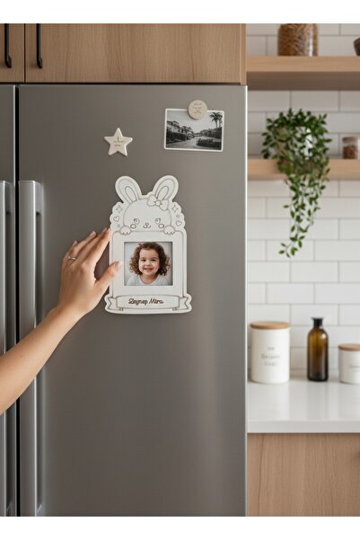 FOTO SHOP Kişiye Özel Tavşan Kulaklı Fotoğraflı Ahşap Magnet – İsim Yazılı Be...