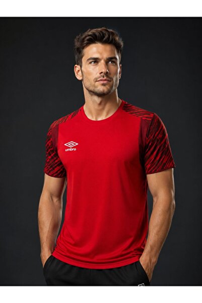UMBRO تي شيرت رياضي للتدريب باللون الأحمر للرجال من Plus Training TF0437