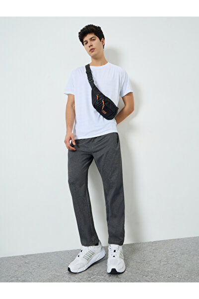Styli Men Active Trackpants with Zipper Pockets