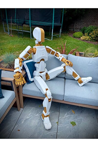 PLUS LIGHT Robot Oynar Eklemli 1.57 M Robot Figürü 3D Baskı