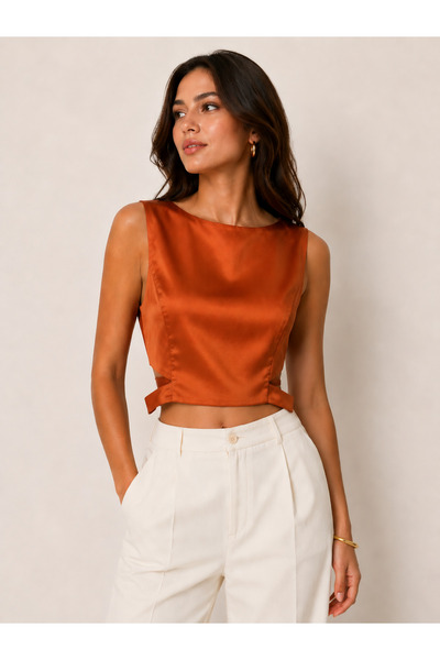 veraboutiquestile Parlak Dokulu Saten Crop Bluz