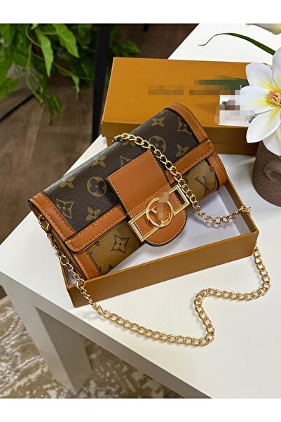 Generic Handbag and shoulder bag, high quality material, with accessories
