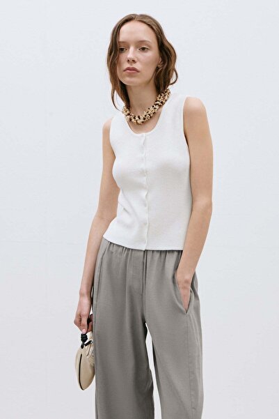 Suud Collection Ecru Cassie Knitwear Vest