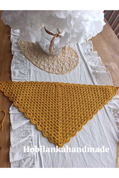 hobilanka Hand knitted bandana