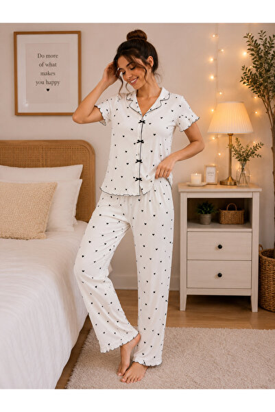 Manolya Kadın Beyaz Kalp Desenli Düğmeli Pijama Takımı Uzun Paça Ev Giyim
