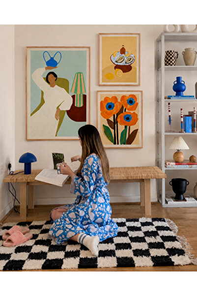Boho wellness studio Mavi Sürahi Kadın Figürü Ahşap Çerçeveli Dekoratif Poste...