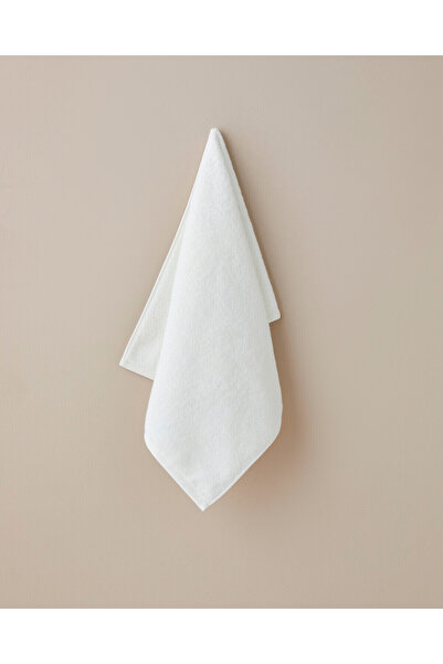 LC Waikiki Nevavm Farkıyla Aqua Cotton Face Towel 50X80 cm Ivory